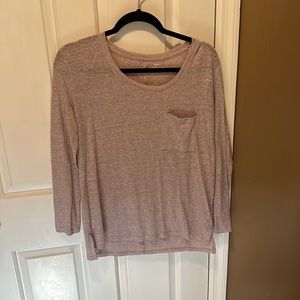 Old navy long sleeve shirt
